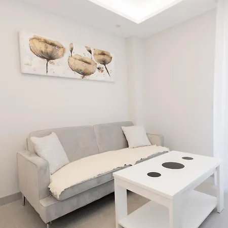 Cubo's Tivoli B4 Benalmádena